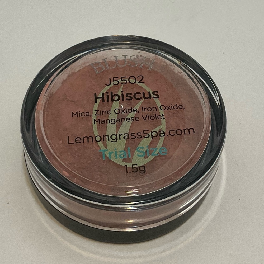 Lemongrass Spa Shear minerals blush in coral sealed